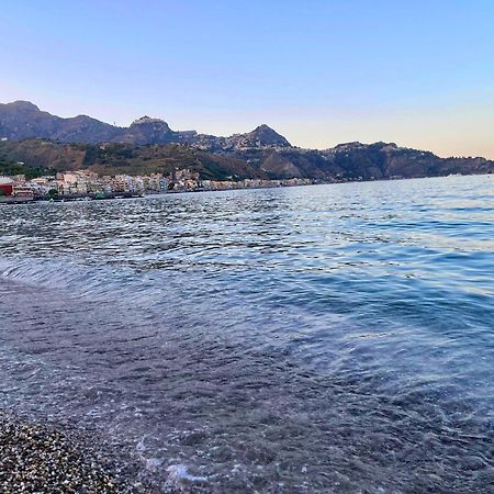 Casa Vacanza Giardini Naxos Taormina Miranaxos Esterno foto