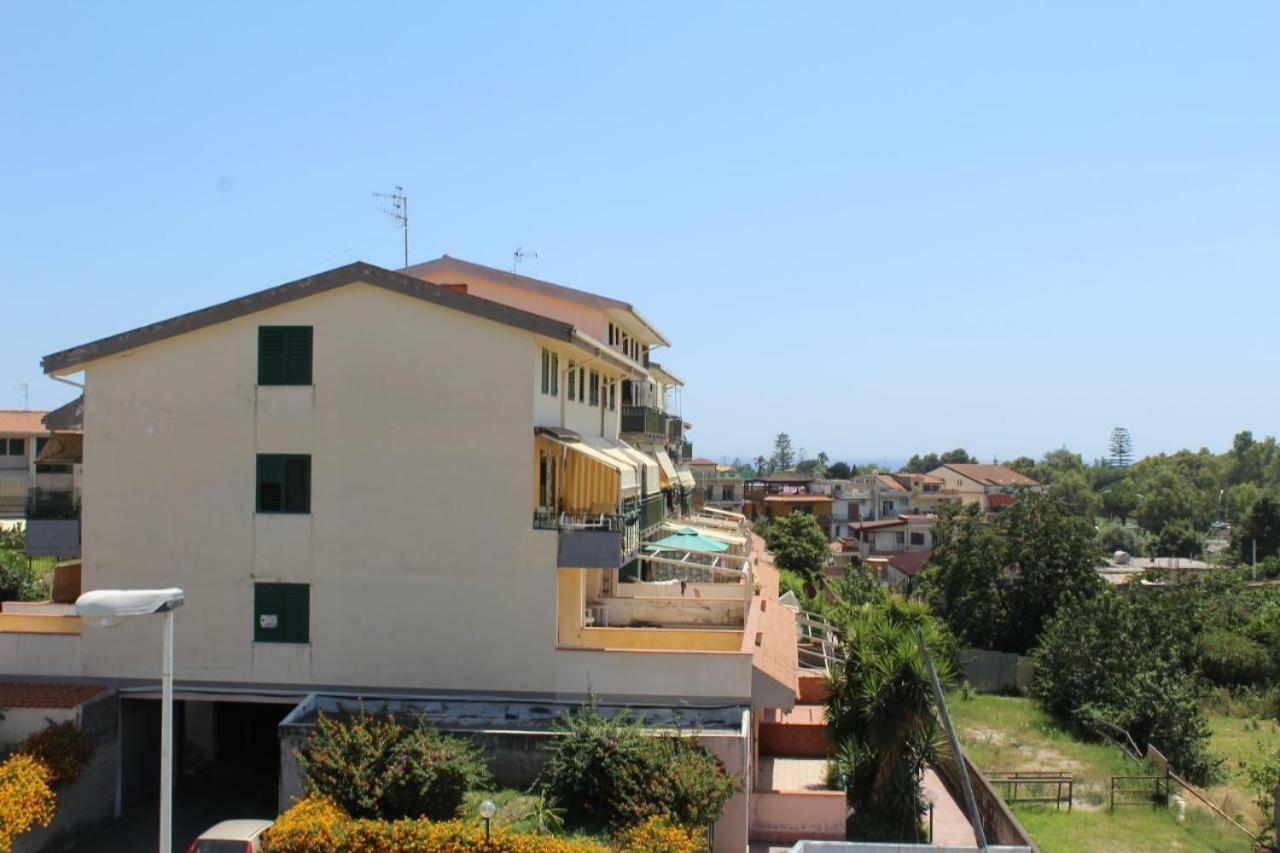 Casa Vacanza Giardini Naxos Taormina Miranaxos Esterno foto
